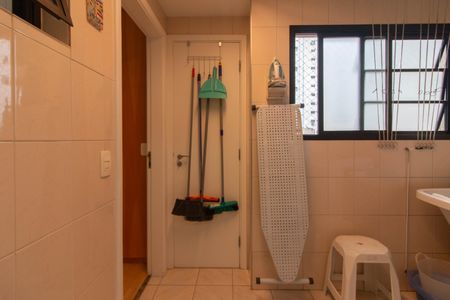 Apartamento à venda com 77m², 3 quartos e 1 vaga Apartamento à venda com 77m², 3 quartos e 1 vagaÁrea de Serviço
