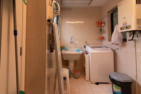 Apartamento à venda com 77m², 3 quartos e 1 vaga Apartamento à venda com 77m², 3 quartos e 1 vagaÁrea de Serviço