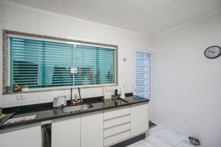 Casa à venda com 165m², 3 quartos e 4 vagas Casa à venda com 165m², 3 quartos e 4 vagasCozinha