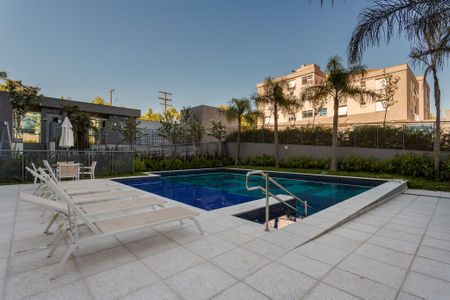 Apartamento à venda com 66m², 3 quartos e 1 vaga Apartamento à venda com 66m², 3 quartos e 1 vagaÁrea comum - Piscina