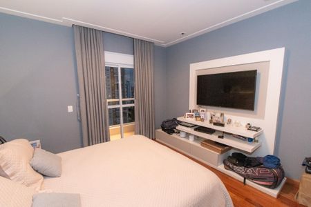 Apartamento à venda com 245m², 3 quartos e 5 vagasSuíte 1