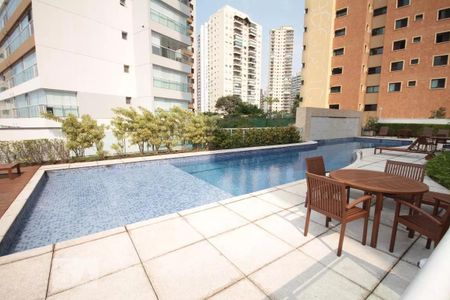 Apartamento à venda com 245m², 3 quartos e 5 vagasPiscina