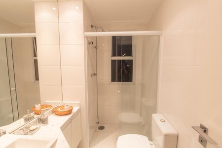 Apartamento à venda com 245m², 3 quartos e 5 vagasBanheiro da suíte 2