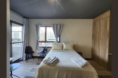 Studio à venda com 30m², 1 quarto e sem vaga Studio à venda com 30m², 1 quarto e sem vagaStudio