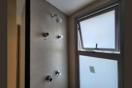 Studio à venda com 30m², 1 quarto e sem vaga Studio à venda com 30m², 1 quarto e sem vagaBanheiro