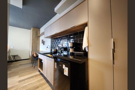 Studio à venda com 30m², 1 quarto e sem vaga Studio à venda com 30m², 1 quarto e sem vagaStudio