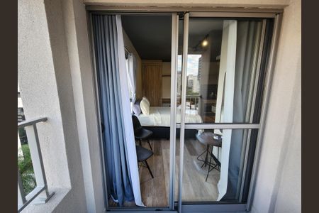 Studio à venda com 30m², 1 quarto e sem vaga Studio à venda com 30m², 1 quarto e sem vagaVaranda