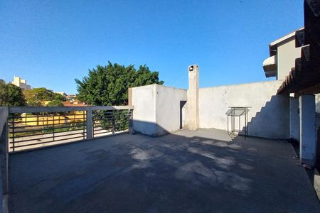 Casa à venda com 300m², 2 quartos e 3 vagasTerraço