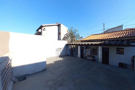 Casa à venda com 300m², 2 quartos e 3 vagasTerraço