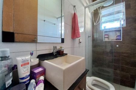 Casa à venda com 300m², 2 quartos e 3 vagasBanheiro