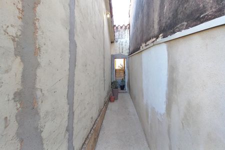 Casa à venda com 300m², 2 quartos e 3 vagasCorredor