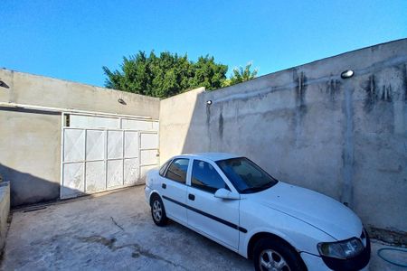 Casa à venda com 300m², 2 quartos e 3 vagasGaragem