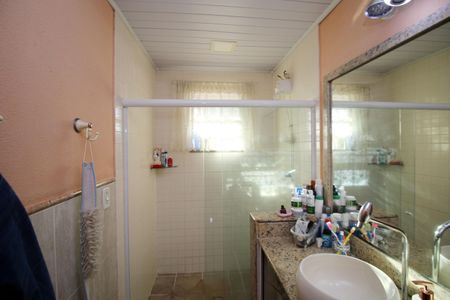 Casa à venda com 100m², 3 quartos e sem vagaBanheiro da Suíte