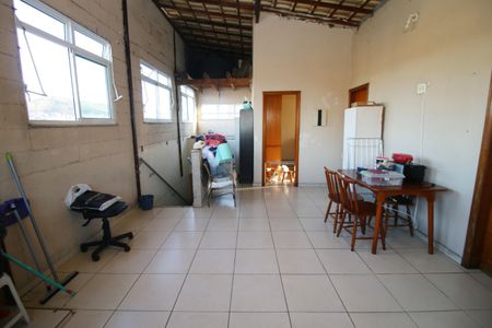 Casa à venda com 100m², 3 quartos e sem vagaÁrea gourmet