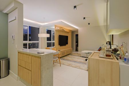 Apartamento à venda com 70m², 3 quartos e 2 vagasSala