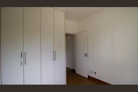Apartamento à venda com 120m², 4 quartos e 2 vagasQuarto 2