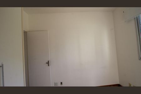 Apartamento à venda com 120m², 4 quartos e 2 vagasQuarto 2
