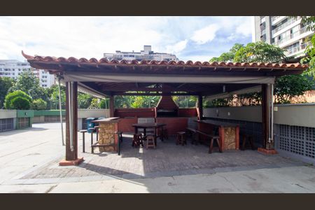 Apartamento à venda com 120m², 4 quartos e 2 vagasÁrea Comum - Churrasqueira