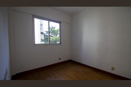 Apartamento à venda com 120m², 4 quartos e 2 vagasQuarto 1