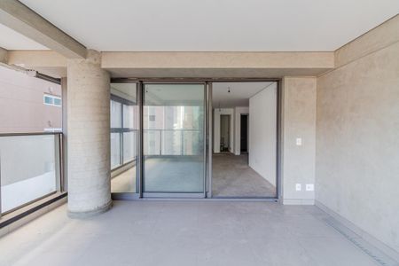 Apartamento à venda com 145m², 3 quartos e 2 vagasVaranda