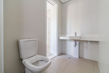 Apartamento à venda com 145m², 3 quartos e 2 vagasBanheiro da Suíte 2