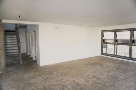 Apartamento à venda com 347m², 3 quartos e 4 vagas Apartamento à venda com 347m², 3 quartos e 4 vagasSala