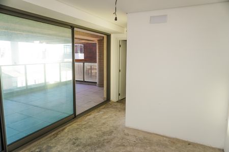 Apartamento à venda com 347m², 3 quartos e 4 vagas Apartamento à venda com 347m², 3 quartos e 4 vagasSuíte 3