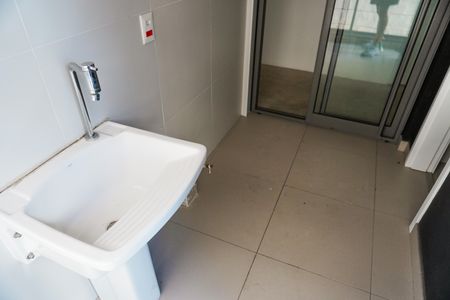 Apartamento à venda com 347m², 3 quartos e 4 vagas Apartamento à venda com 347m², 3 quartos e 4 vagasÁrea de serviço