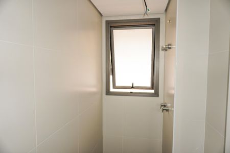Apartamento à venda com 347m², 3 quartos e 4 vagas Apartamento à venda com 347m², 3 quartos e 4 vagasBanheiro da suíte 1 e 2