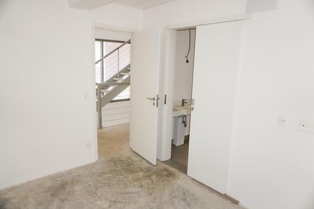 Apartamento à venda com 347m², 3 quartos e 4 vagas Apartamento à venda com 347m², 3 quartos e 4 vagasSuíte 2