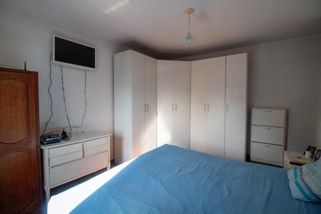 Casa à venda com 225m², 3 quartos e 3 vagasQuarto