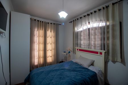 Casa à venda com 225m², 3 quartos e 3 vagasSuíte