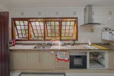Casa à venda com 250m², 3 quartos e 2 vagas Casa à venda com 250m², 3 quartos e 2 vagasCozinha
