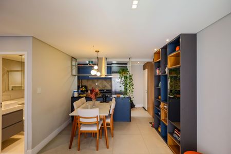 Apartamento à venda com 63m², 2 quartos e 1 vagaSala de jantar