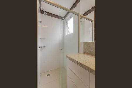 Apartamento à venda com 95m², 3 quartos e 1 vaga Apartamento à venda com 95m², 3 quartos e 1 vagaBanheiro Suíte