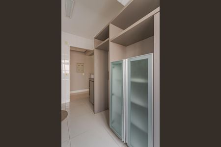 Apartamento à venda com 95m², 3 quartos e 1 vaga Apartamento à venda com 95m², 3 quartos e 1 vagaCozinha e Área de Serviço