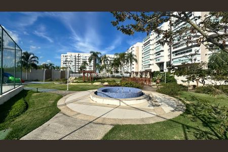 Apartamento à venda com 82m², 2 quartos e 1 vaga Apartamento à venda com 82m², 2 quartos e 1 vagaFachada