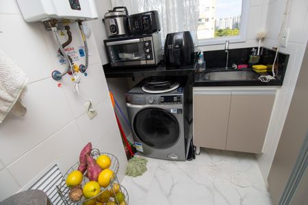 Apartamento à venda com 82m², 2 quartos e 1 vaga Apartamento à venda com 82m², 2 quartos e 1 vagaÁrea de Serviço