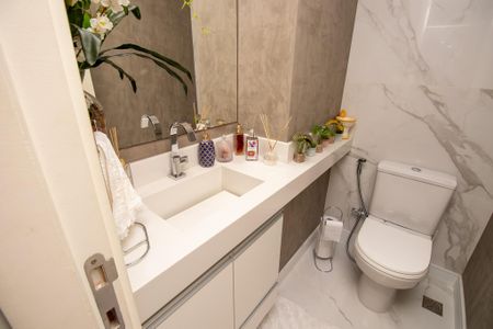 Apartamento à venda com 82m², 2 quartos e 1 vaga Apartamento à venda com 82m², 2 quartos e 1 vagaLavabo