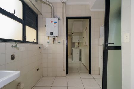 Apartamento à venda com 130m², 3 quartos e 3 vagas Apartamento à venda com 130m², 3 quartos e 3 vagasÁrea de Serviço