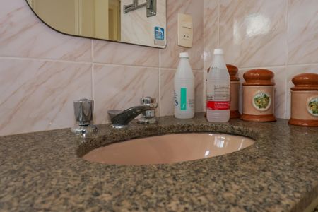 Apartamento à venda com 130m², 3 quartos e 3 vagas Apartamento à venda com 130m², 3 quartos e 3 vagasBanheiro