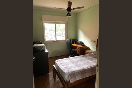 Casa à venda com 153m², 3 quartos e 2 vagasQuarto