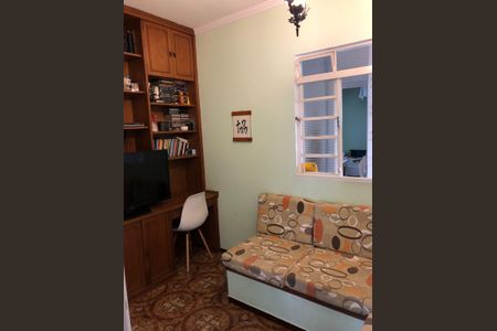 Casa à venda com 153m², 3 quartos e 2 vagasSala