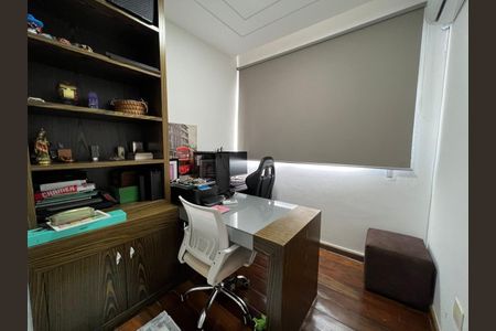 Apartamento à venda com 340m², 4 quartos e 4 vagas