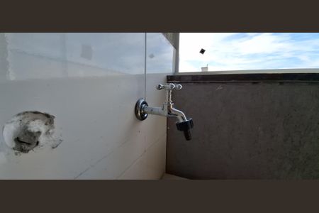 Apartamento à venda com 100m², 2 quartos e 1 vagaÁrea de Serviço