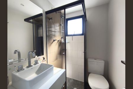Apartamento à venda com 72m², 2 quartos e 2 vagas Apartamento à venda com 72m², 2 quartos e 2 vagasBanheiro da Suíte