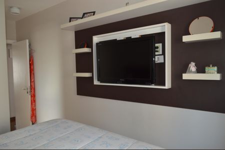 Apartamento à venda com 72m², 2 quartos e 2 vagasSuíte