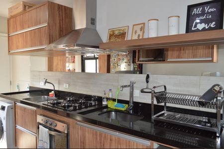 Apartamento à venda com 72m², 2 quartos e 2 vagasCozinha e Área de Serviço