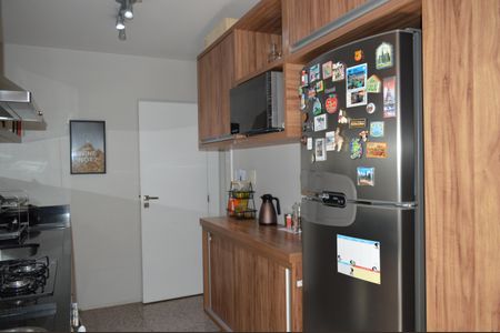 Apartamento à venda com 72m², 2 quartos e 2 vagasCozinha e Área de Serviço