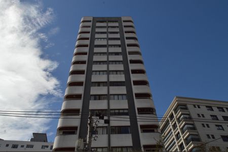 Apartamento à venda com 72m², 2 quartos e 2 vagasFachada
